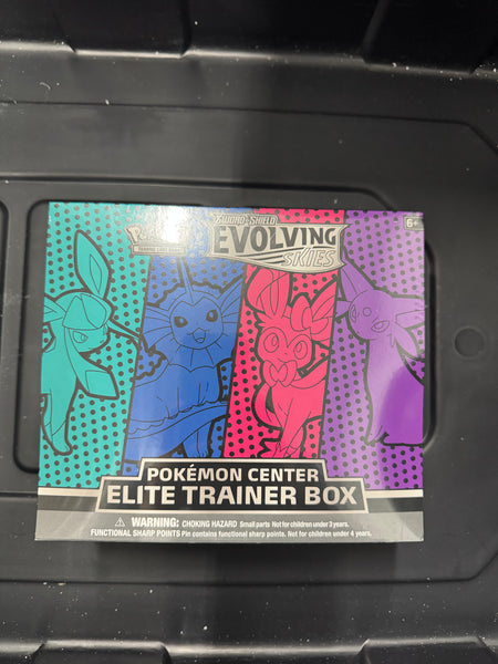 Pokemon Evolving Skies Elite Trainer Box Glaceon/Vaporeon/Sylveon/Espeon (Pokemon Center Exclusive)