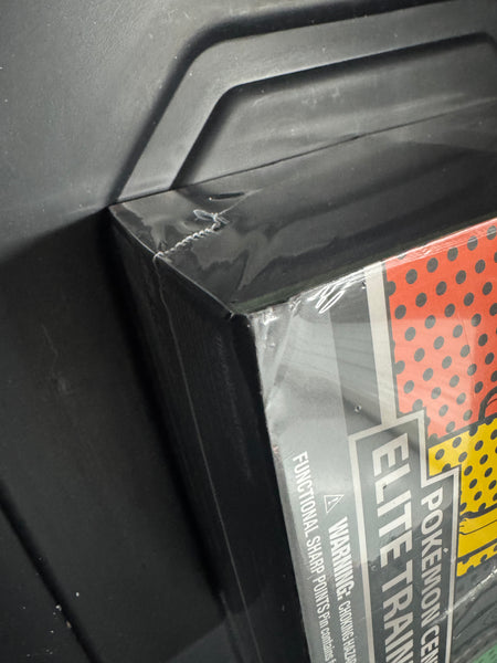 Pokemon Evolving Skies Elite Trainer Box Jolteon/Flareon/Umbreon/Leafeon (Pokemon Center Exclusive) (Dent in bottom corner - see photos)