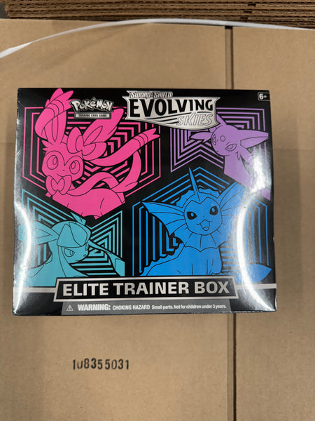 Pokemon Evolving Skies Elite Trainer Box - Glaceon/Vaporeon/Sylveon/Espeon (Dent in back bottom corner - see photos)