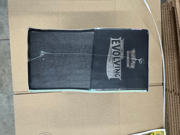 Pokemon Evolving Skies Elite Trainer Box - Glaceon/Vaporeon/Sylveon/Espeon (Dent in back bottom corner - see photos)