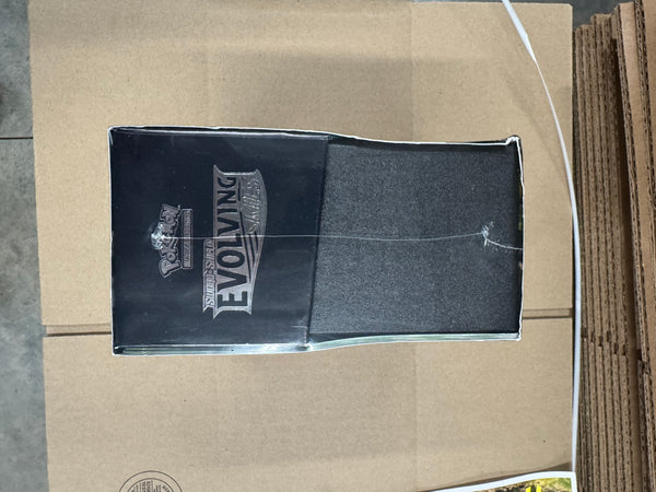 Pokemon Evolving Skies Elite Trainer Box - Glaceon/Vaporeon/Sylveon/Espeon (Dent in back bottom corner - see photos)