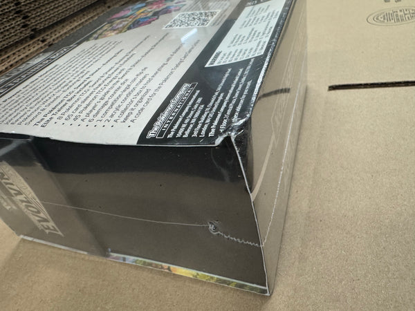 Pokemon Evolving Skies Elite Trainer Box - Glaceon/Vaporeon/Sylveon/Espeon (Dent in back bottom corner - see photos)