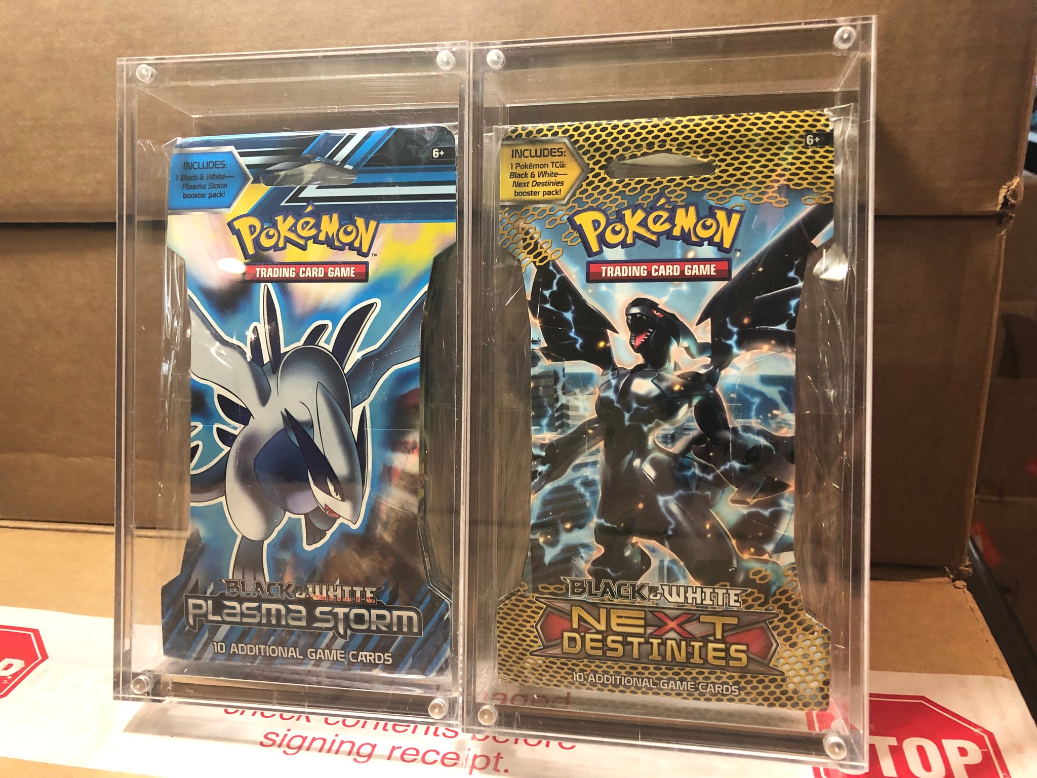 Sleeved Pack Acrylic Display Case – 763 Collectibles